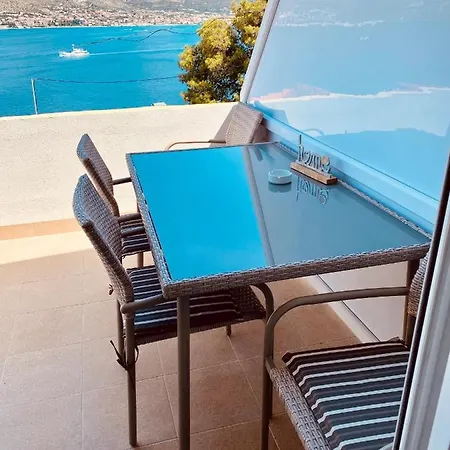 Apartament Elena Donji Okrug (Ciovo)